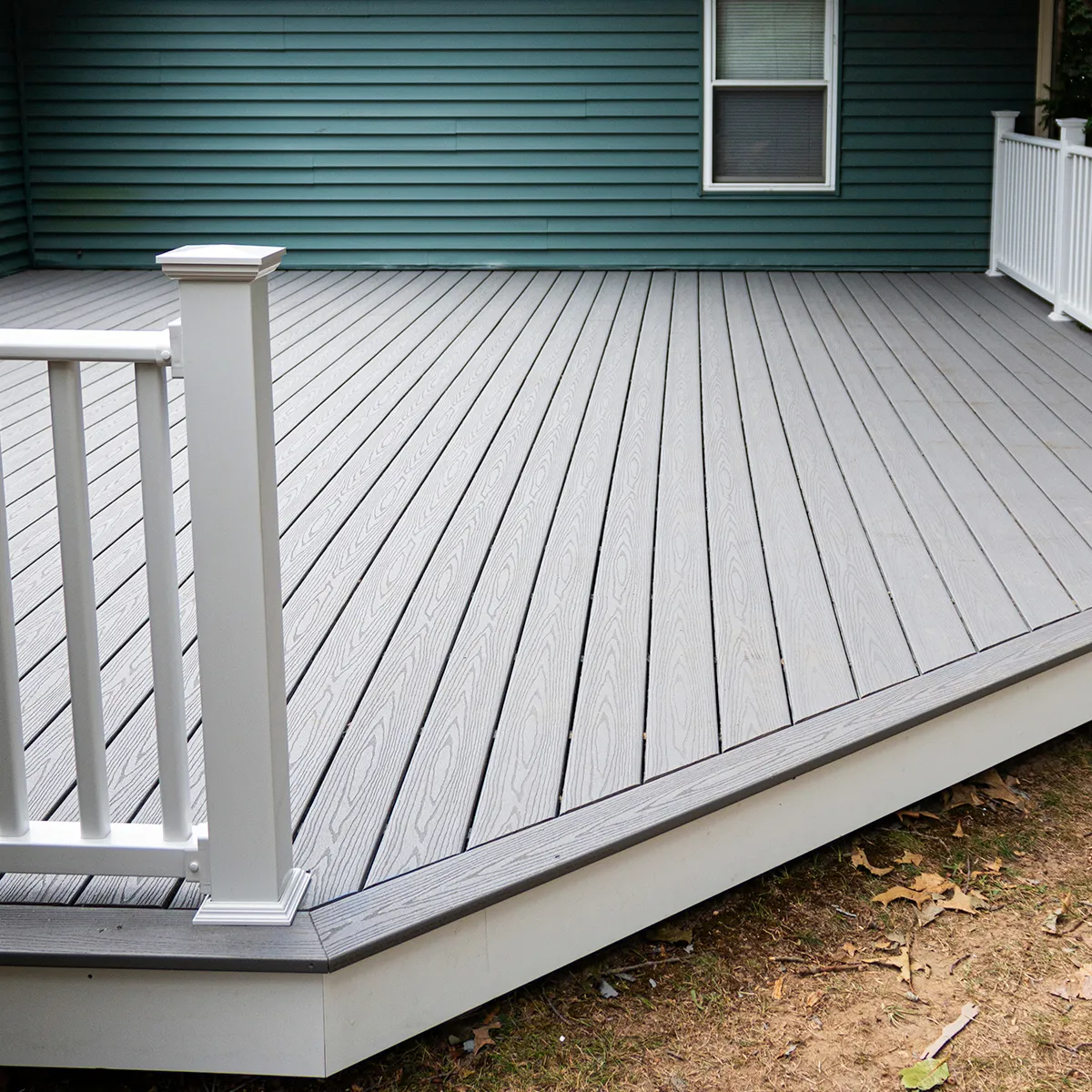 How Do Different Deck Materials Perform in Calgary’s Weather?