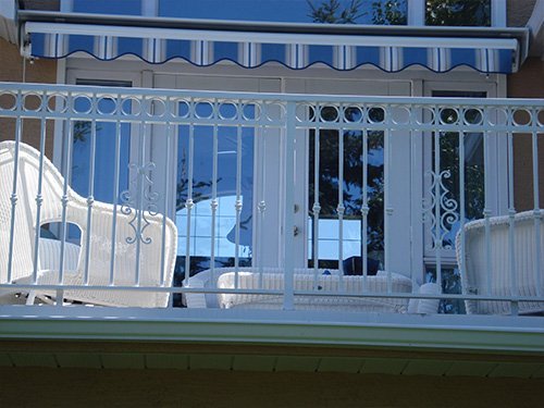 White Picket Custom Fence | Mountain View Sun Decks